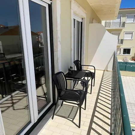 Apartman Stylish Coastal With Sea View